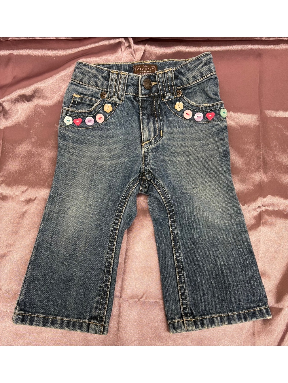 Old Navy Y2K Girl’s Toddler Flare Jeans Hearts Flowers Buttons Size 12-18 mos